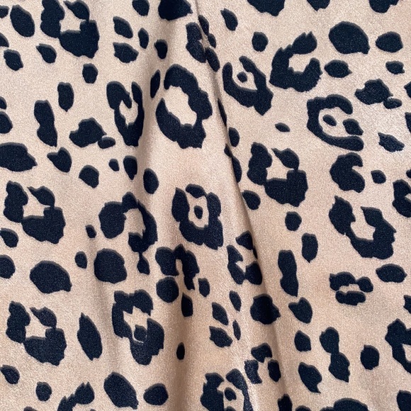 MIDI Cheetah Silk skirt - Picture 2 of 3